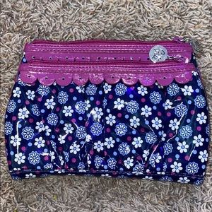 Vera Bradley 2 pocket clutch